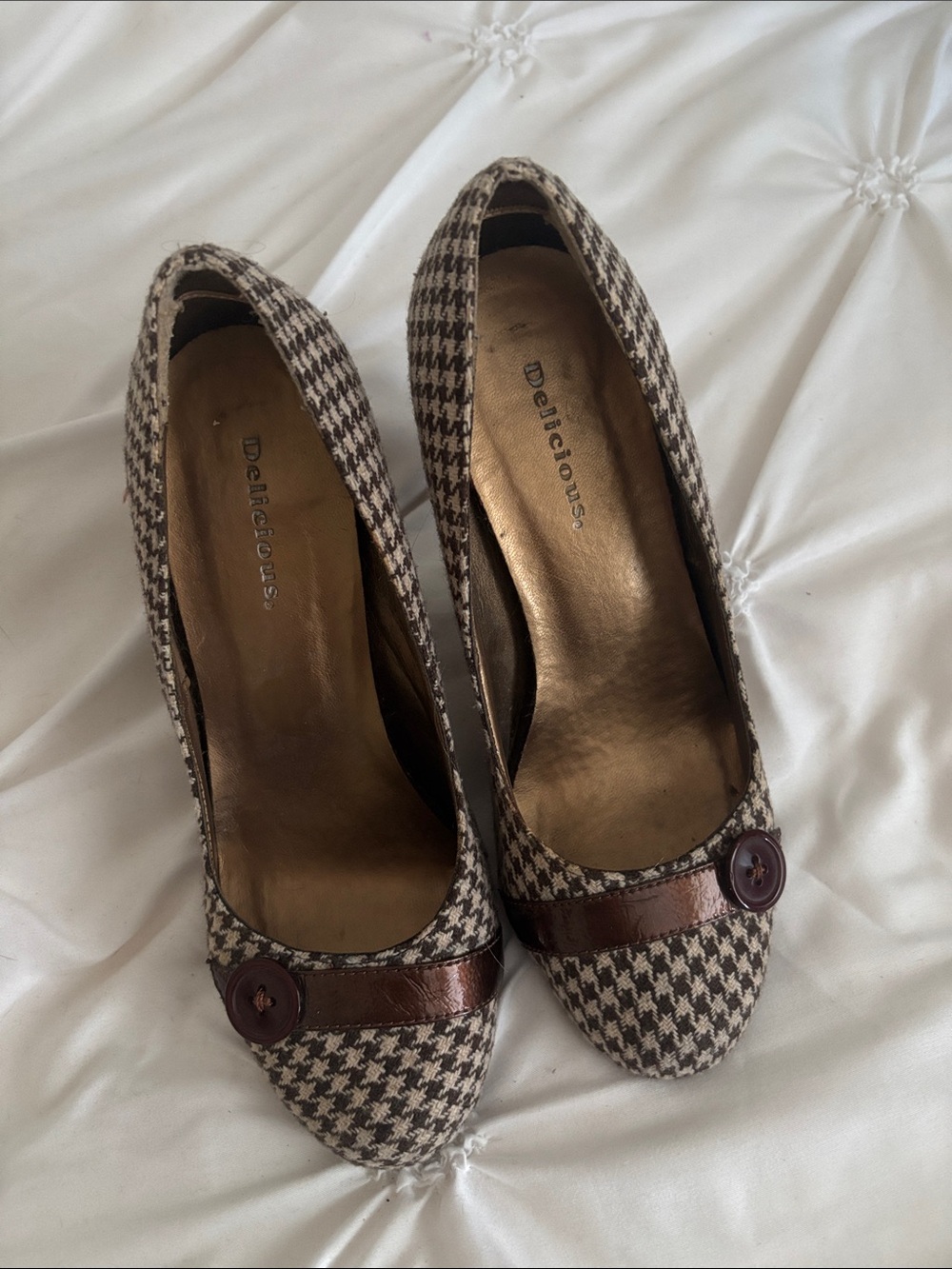DELICIOUS - Houndstooth Brown & Cream Women's Pumps
